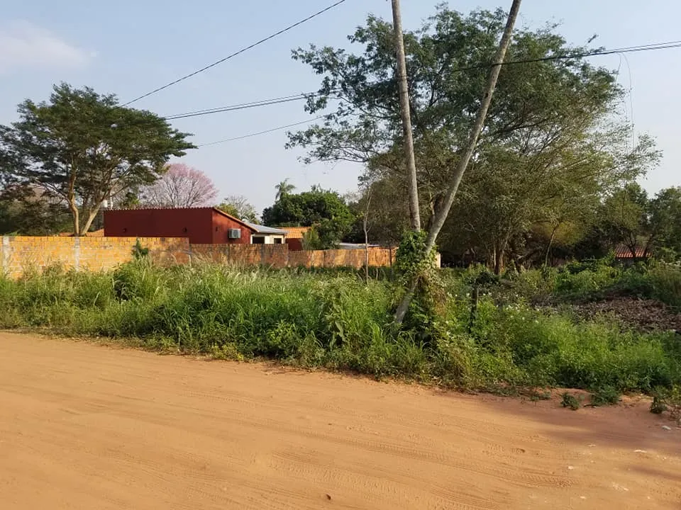 Limpio, vendo terreno de 2065 m2 de superficie, en el centro. — foto 3
