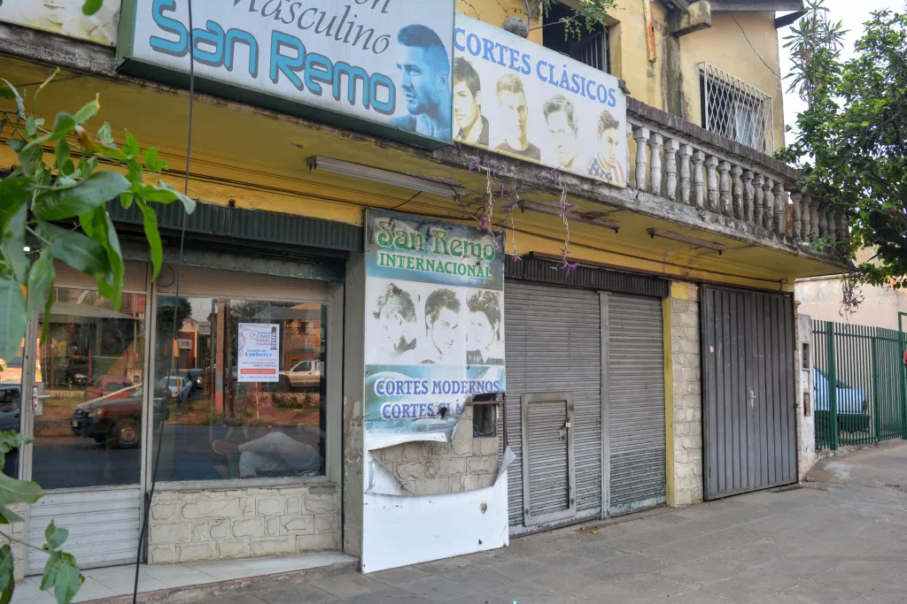 VENDO PROPIEDAD SOBRE DEFENSORES DEL CHACO — foto 2