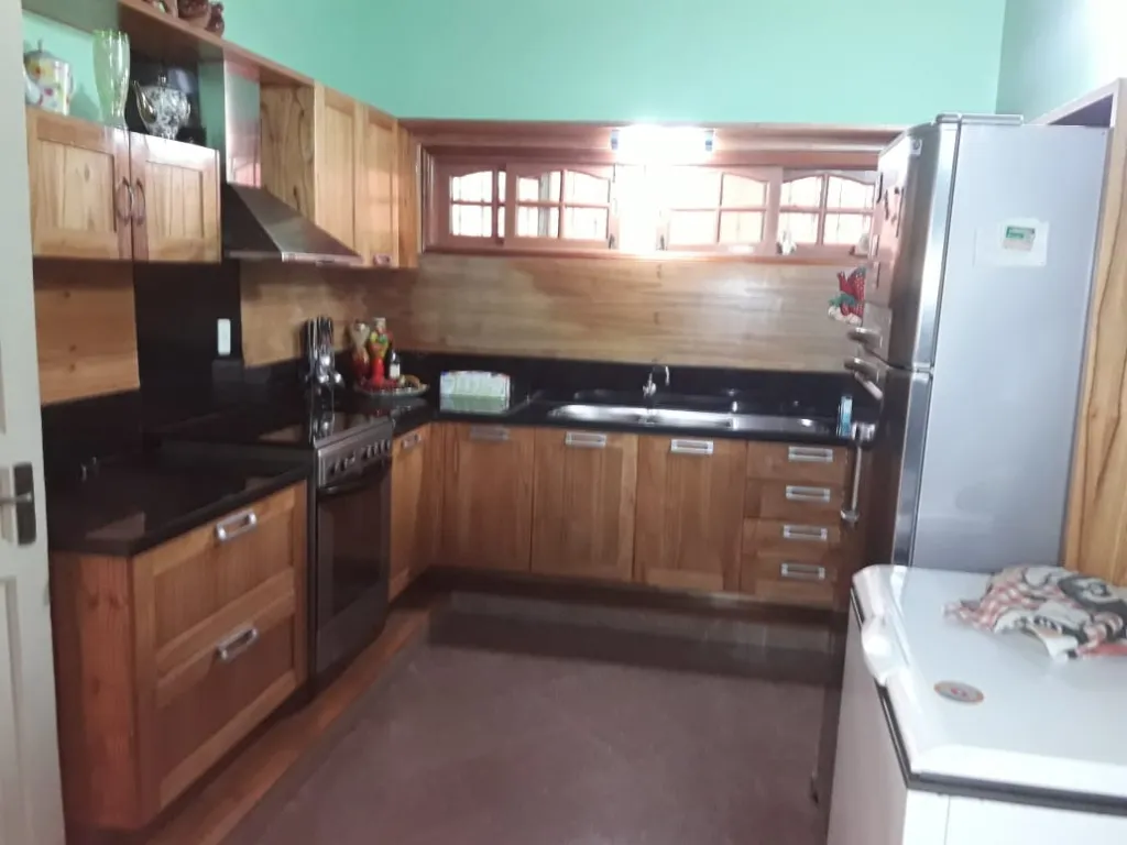 Venta de una hermosa Casa de 2 Planta en Ñemby — foto 2