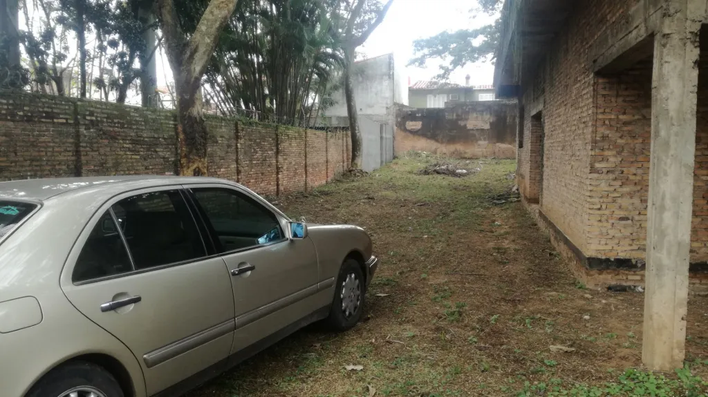 Residencia sin terminar Barrio Mcal.Lopez — foto 3