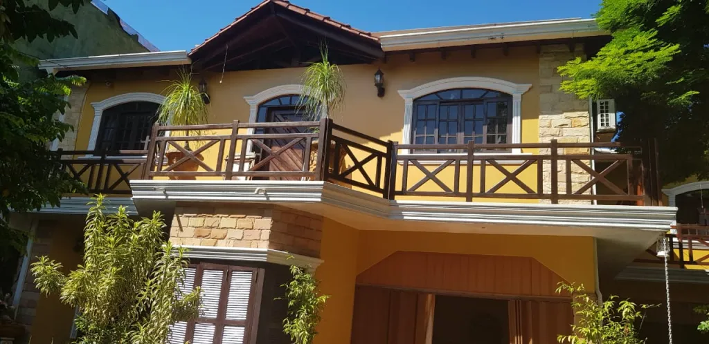 Vendo casa en área 4 de tres plantas — foto 2