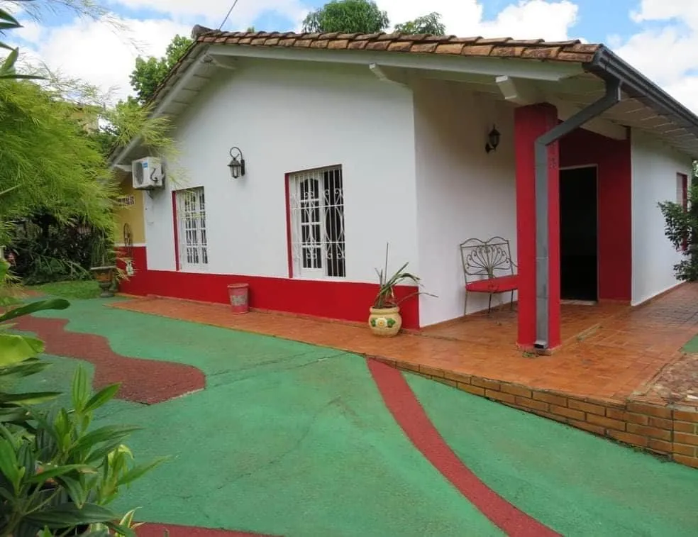 Vendo casa en área 4 de tres plantas — foto 3