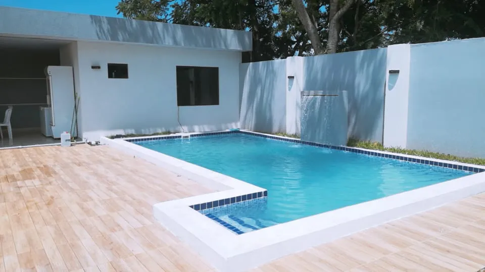 ALQUILO CASA QUINTA CON PISCINA EN SAN ANTONIO POR TURNO O DÍA!! — foto 3