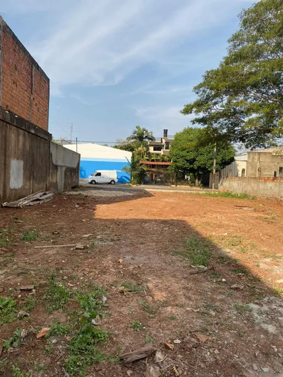 VENDO HERMOSO TERRENO EN ÁREA 2 CIUDAD DEL ESTE — foto 3