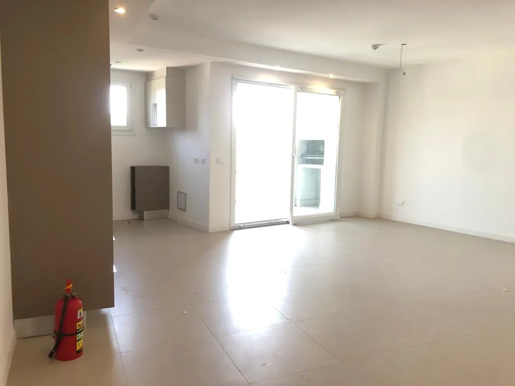 VENDO AMPLIO DEPARTAMENTO DE 1 DORMITORIO — foto 3