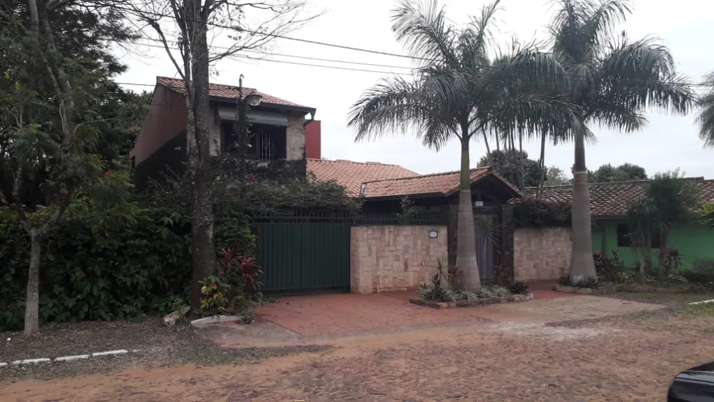 En venta hermosa majestuosa casa en capiataBarrio Viegen del Pilar — foto 3