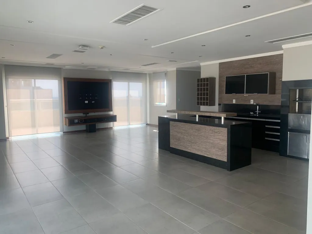 Departamento tipo penthouse en importante edificio sobre avenida Santa Teresa — foto 2
