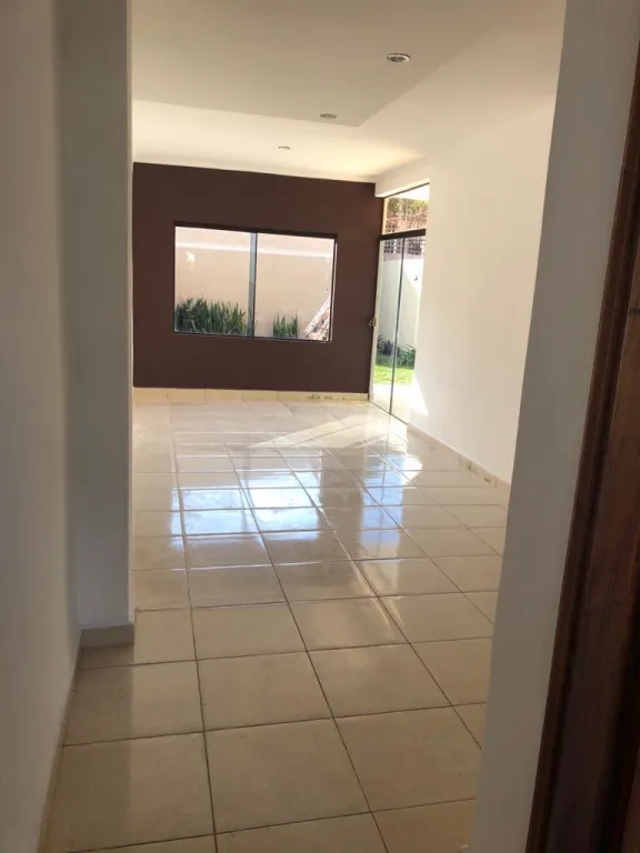 Vendo Casa en Lambare - Barrio San Isidro — foto 2