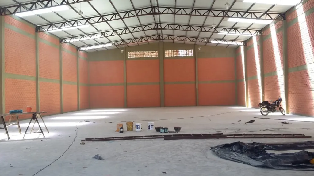 Deposito de 1000 m2 a estrenar en fernando de la mora zona sur — foto 2