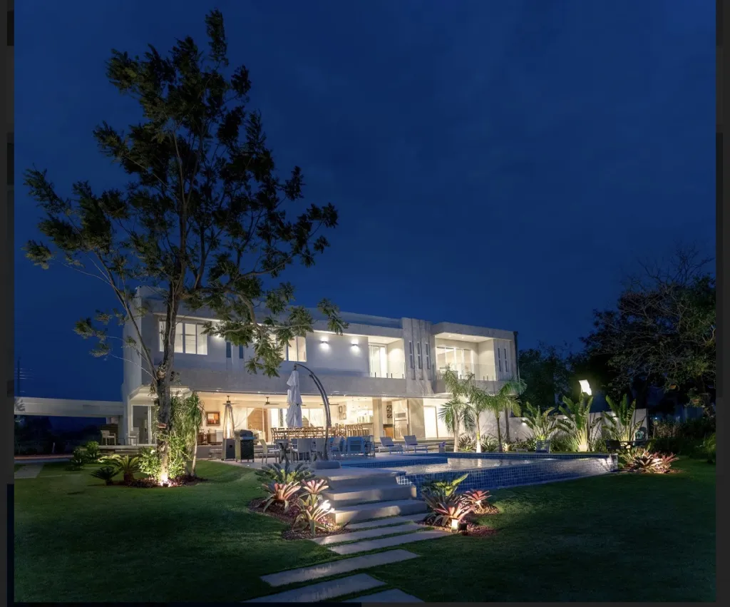 Vendo sobre el lago Mansión estilo Beverly Hills en SAN BERNARDINO — foto 2