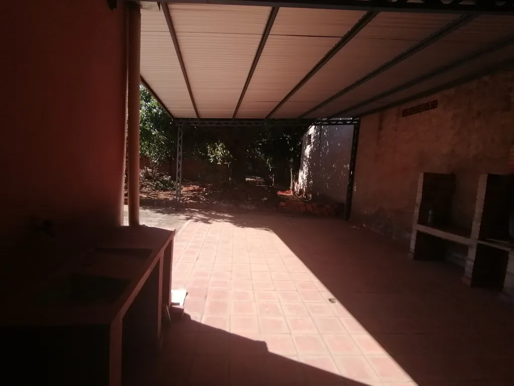 Vendo casa en Ñemby barrio Cañadita — foto 3