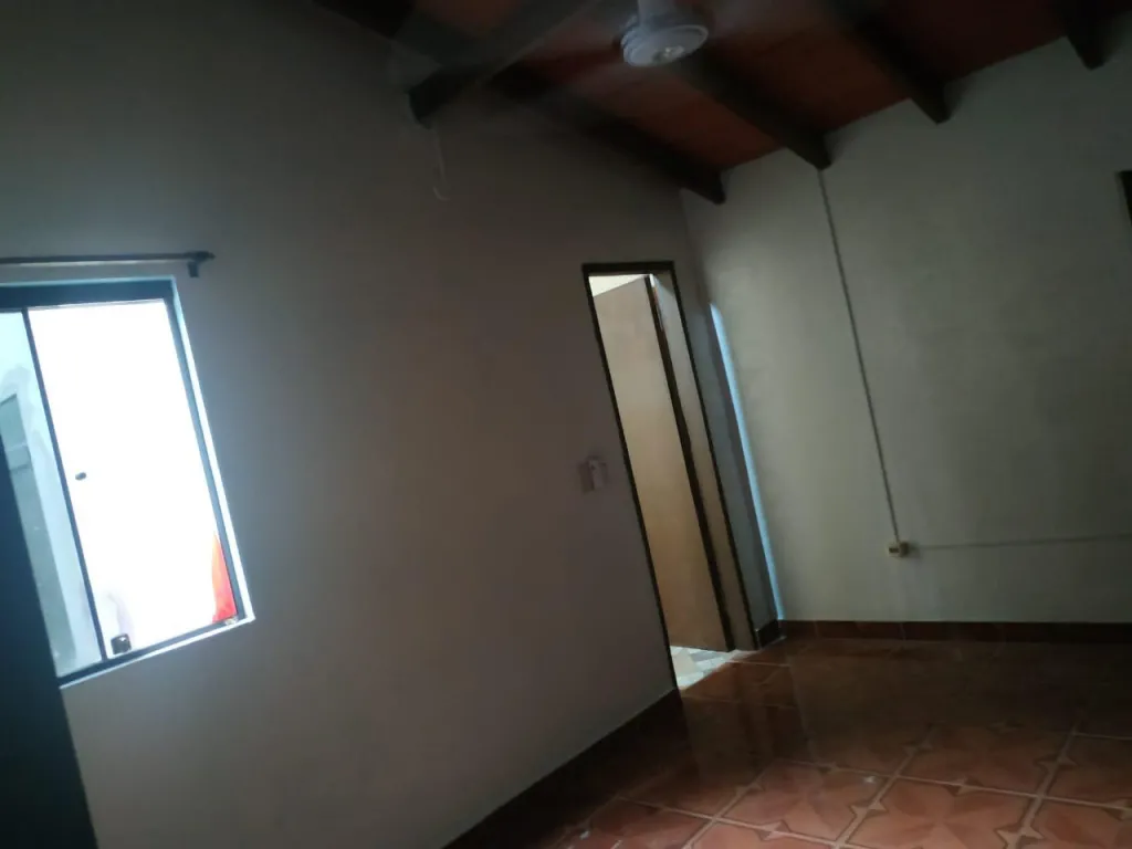 VENDO CASA EN SAN BERNARDINO — foto 3