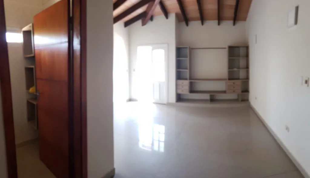 HERMOSO DEPARTAMENTO TIPO DÚPLEX — foto 3