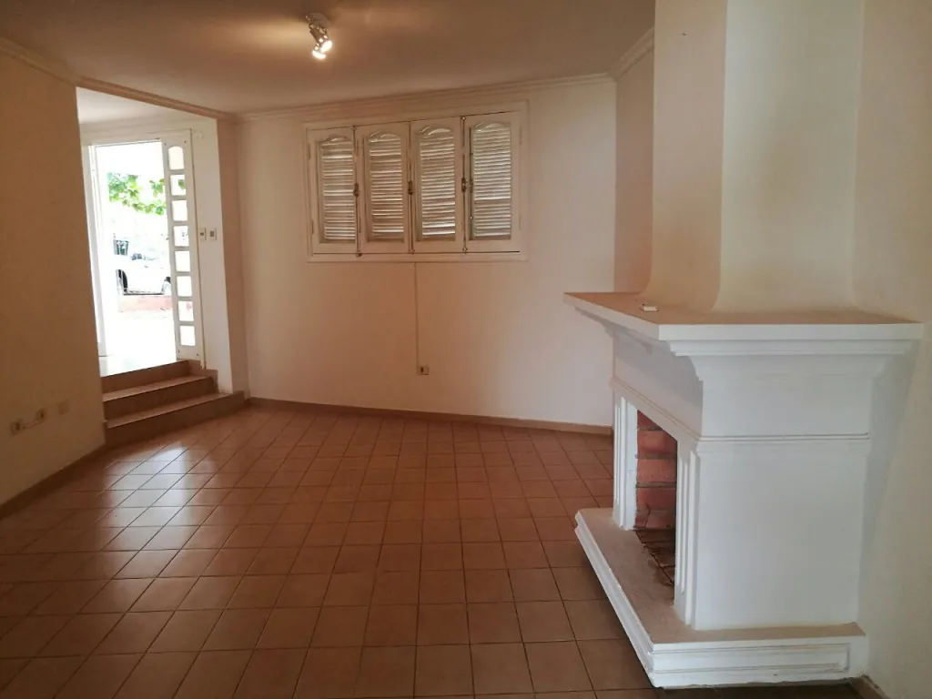 MBURUCUYÁ: ELEGANTE RESIDENICIA – 3 DORMITORIOS – 7.000.000 GS (NEGOCIABLE) — foto 2
