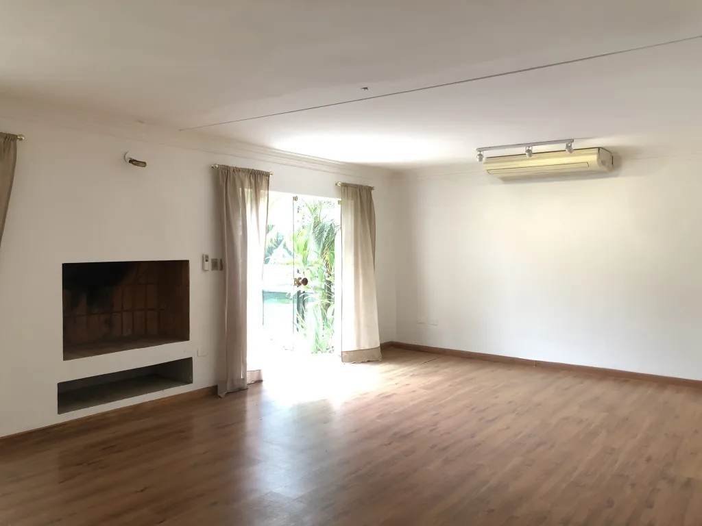 En venta amplia casa Barrio Los Laureles — foto 2