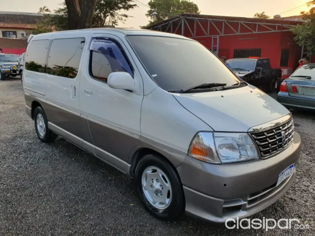 Toyota Hiace 2001 — foto 8