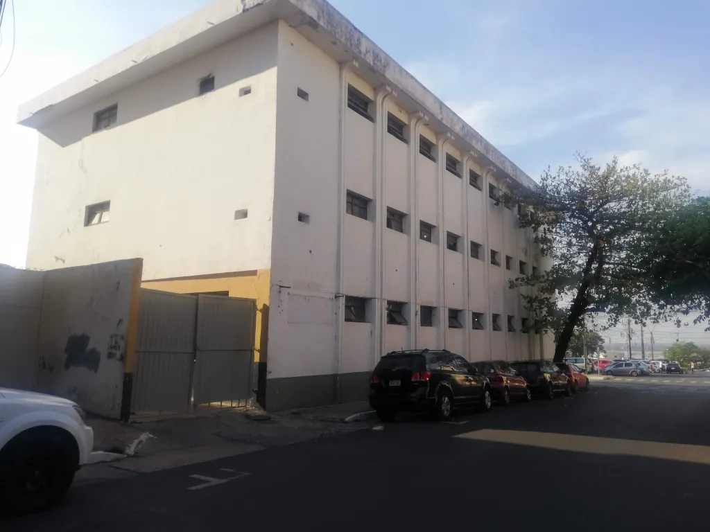 EDIFICIO INDEPENDENCIA NACIONAL ESQ. PARAGUAYO INDEP. — foto 2