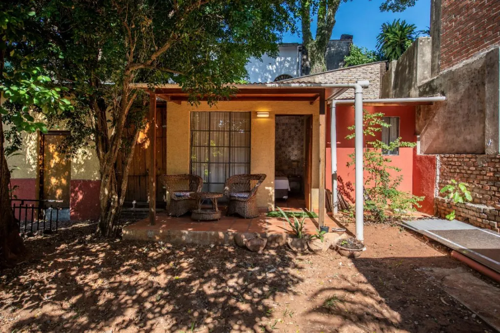 OPORTUNIDAD! CASA COLONIAL DE 11 HABITACIONES!! IDEAL PARA EDIFICIO! USD 426M2 — foto 3
