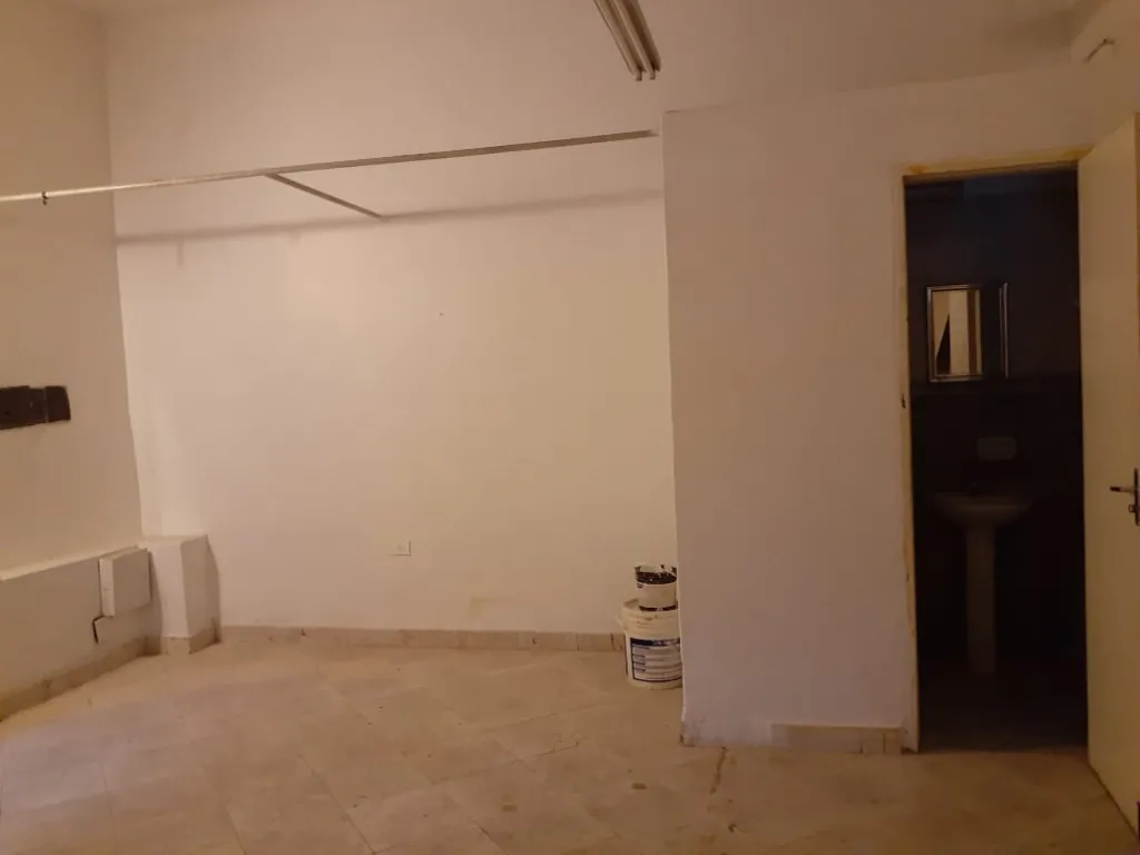 Vendo en Lambare amplia casa — foto 3