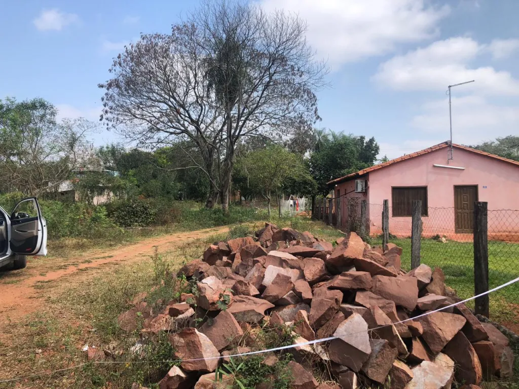 VENDO 3 TERRENOS EN YPANE, COLONIA THOMPSON, EN ESQUINA a 250mts de asfalto — foto 3