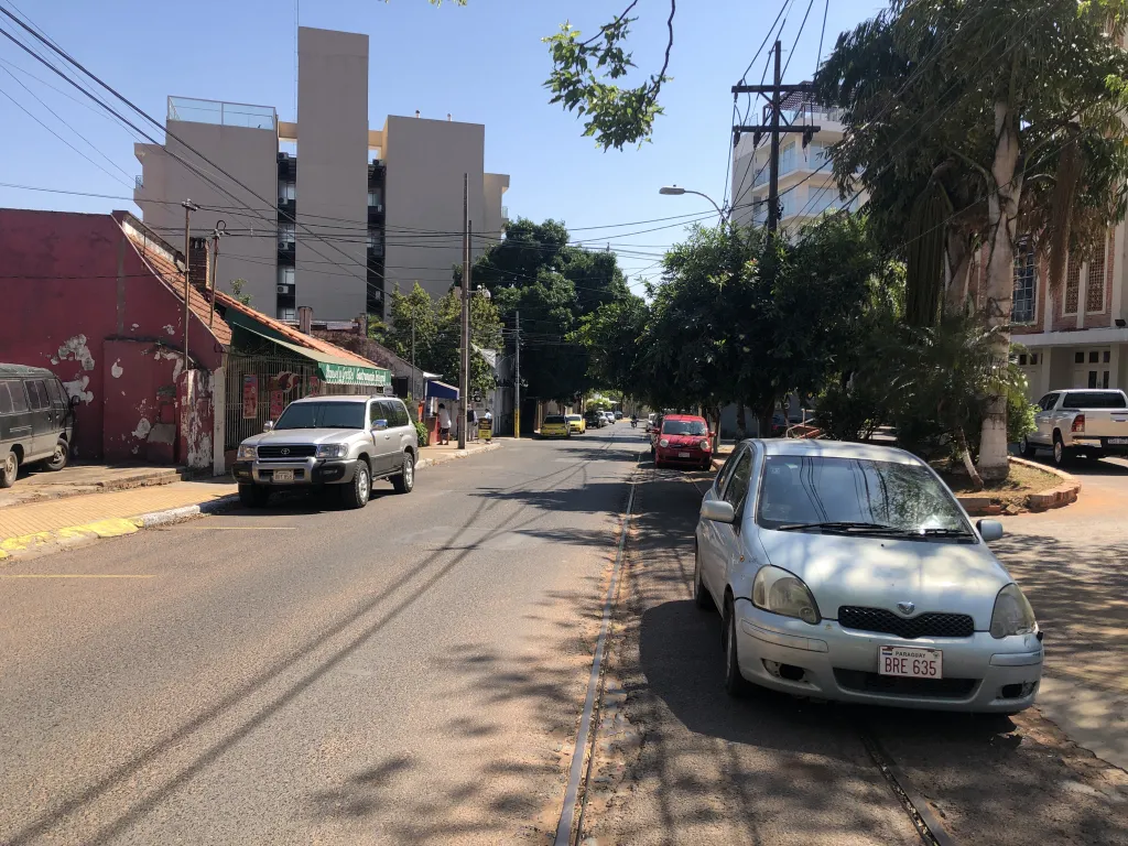Terreno C Casa en el Bo Las Mercedes Asuncion — foto 3