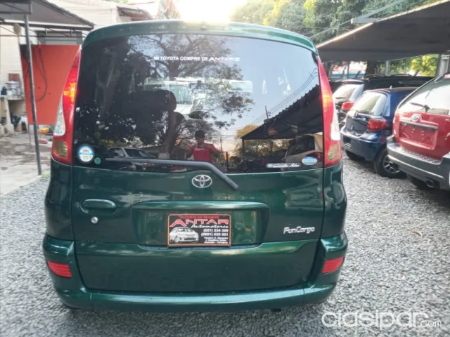 Toyota Funcargo 2002 — foto 4