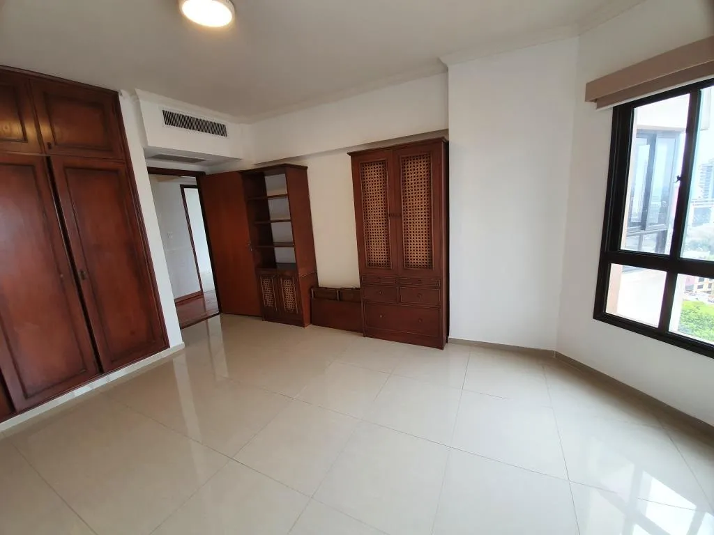 Dpto. Amplio En Venta En Ciudad Nueva — foto 2