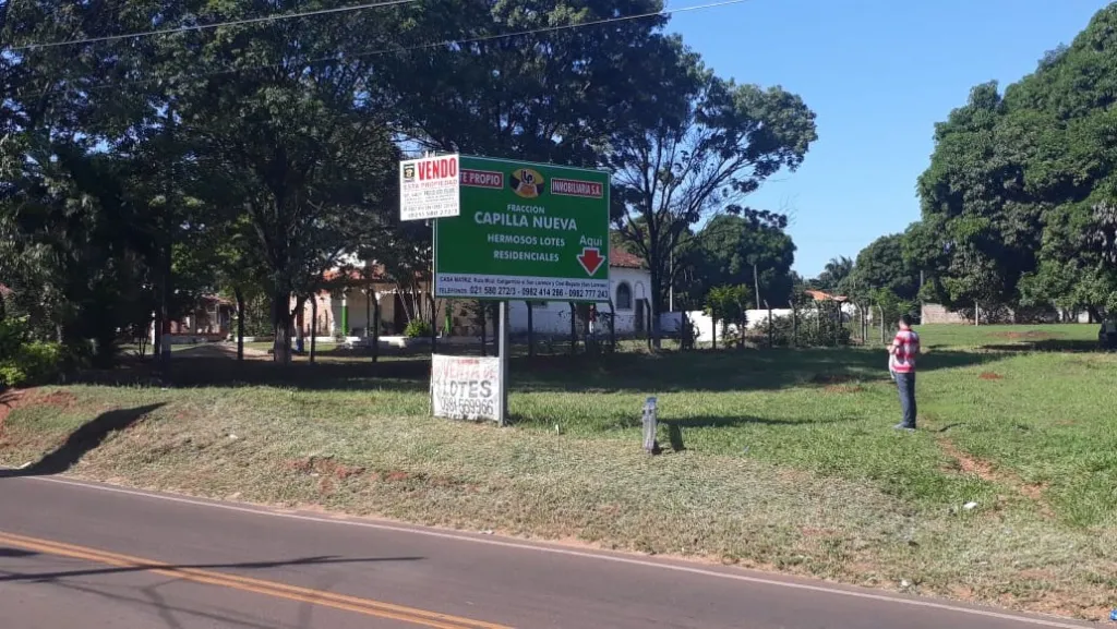 PROPIEDAD S RUTA ASFALTADA KM 18 CAMINO A LUQUE A 400 MTS DE ALAMO Y A 2000 MTS RUTA 2 — foto 3
