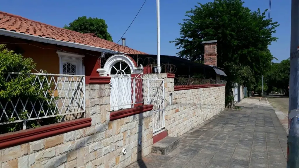 Casa en Lambaré Kennedy — foto 2