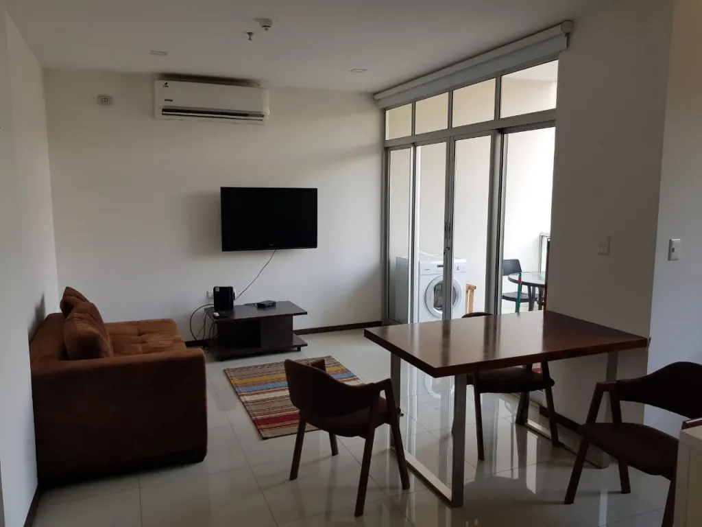 Terrés alquila dpto amoblado en Villa Morra — foto 2