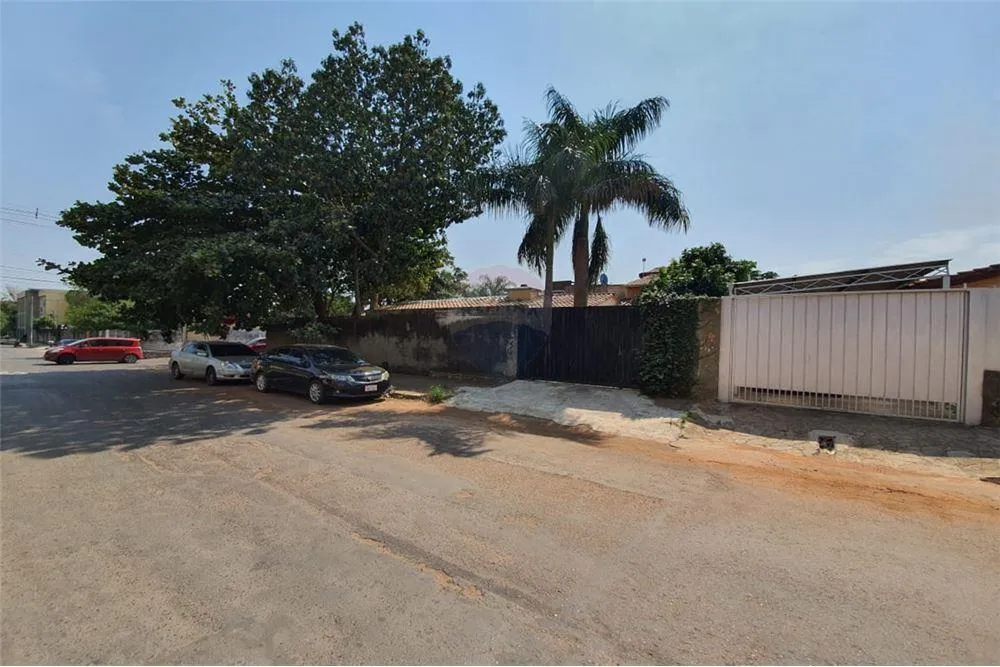 VENDO CASA EN ESQUINA EN INTERESANTE UBICACION 205,000 USD — foto 2