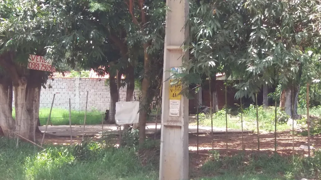 VENDO TERRENO SOBRE ASFALTO EN REDUCTO - SAN LORENZO - Zona Comercial — foto 2