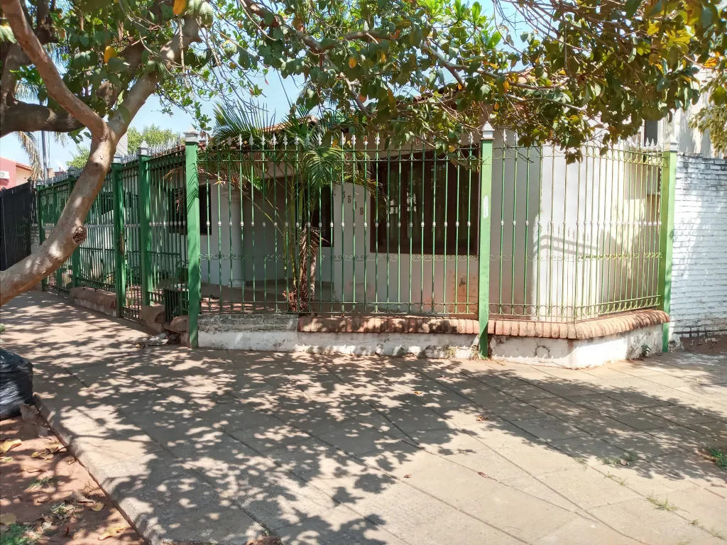 Vendo casa a 2 CUADRAS DE CACIQUE LAMBARE! — foto 3