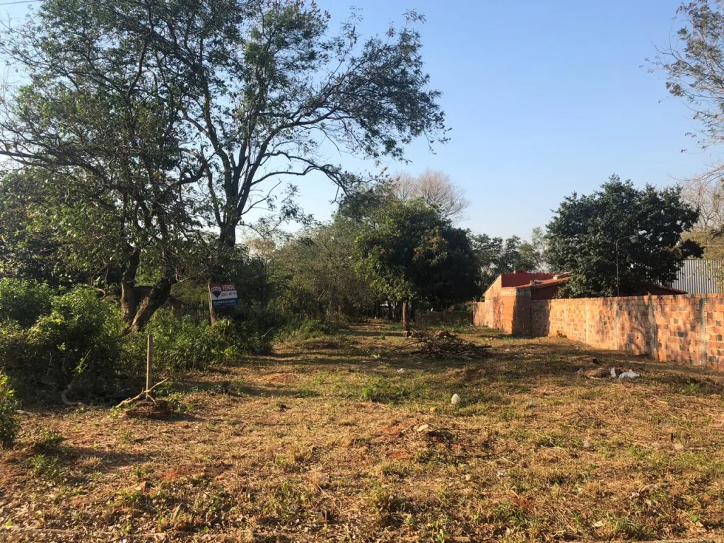 VENDO TERRENO DE 576 m2 EN LAURELTY LUQUE — foto 2