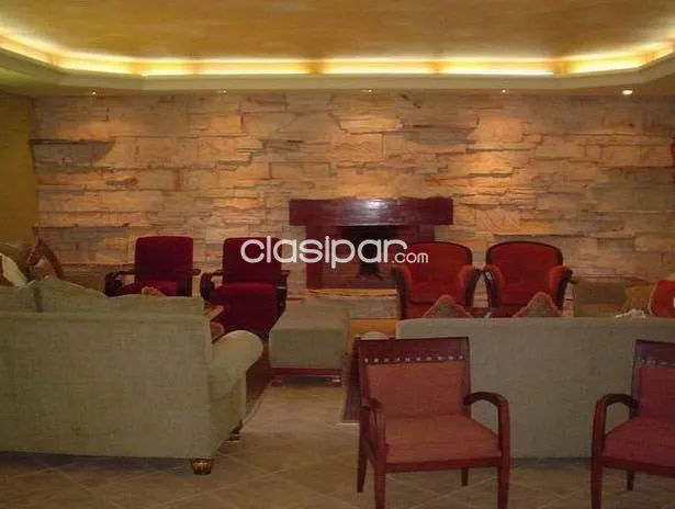 MBURUCUYÁ 1ER PRESIDENTE: ELEGANTE RESIDENCIA, 4 SUITES, GRAN JARDÍN, SAUNA, PISCINA. — foto 3