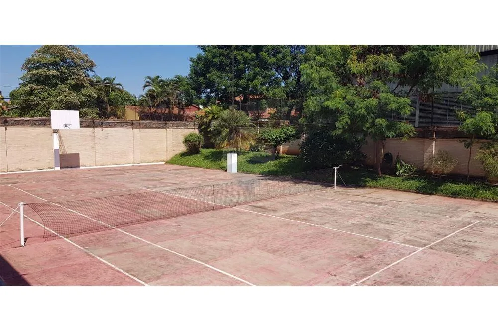 FABULOSA E INCREIBLE RESIDENDIA EN SAN LORENZO 850,000 USD — foto 3