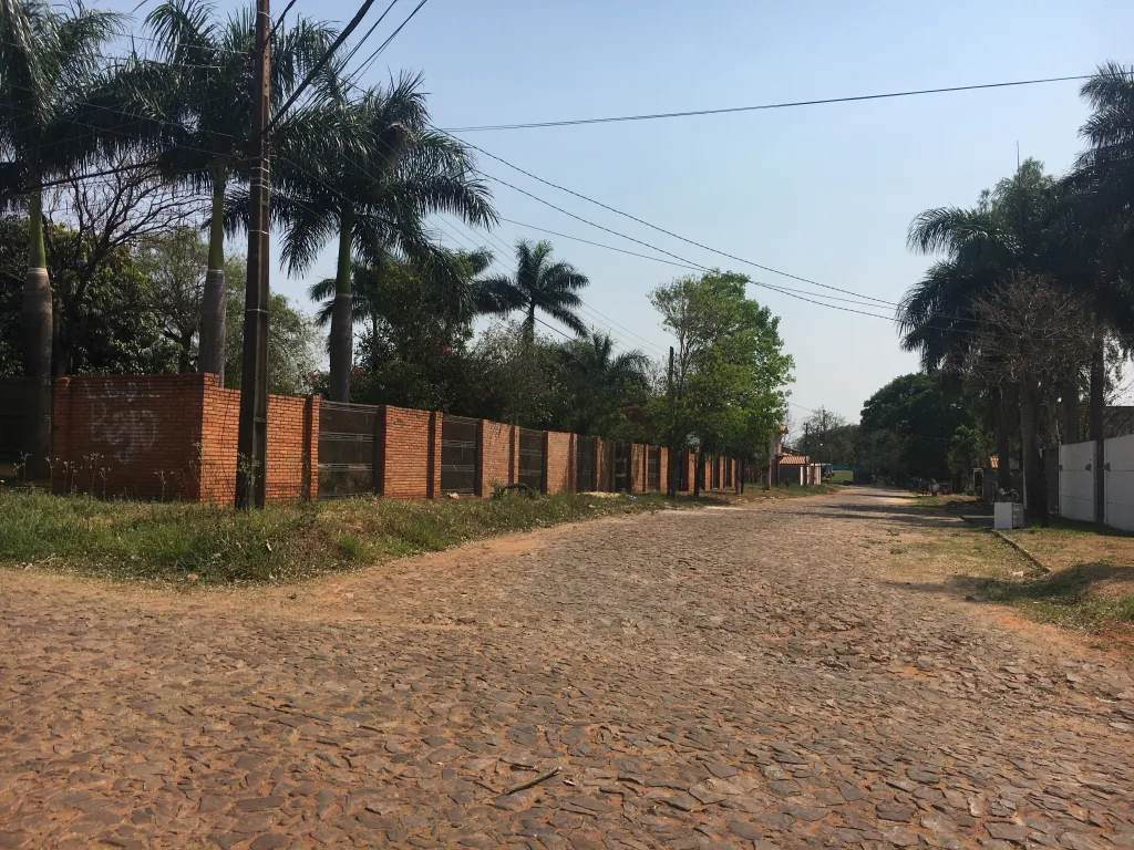 En una de la Mejores Zonas del Aeropuerto, Luque Super Residencial — foto 2