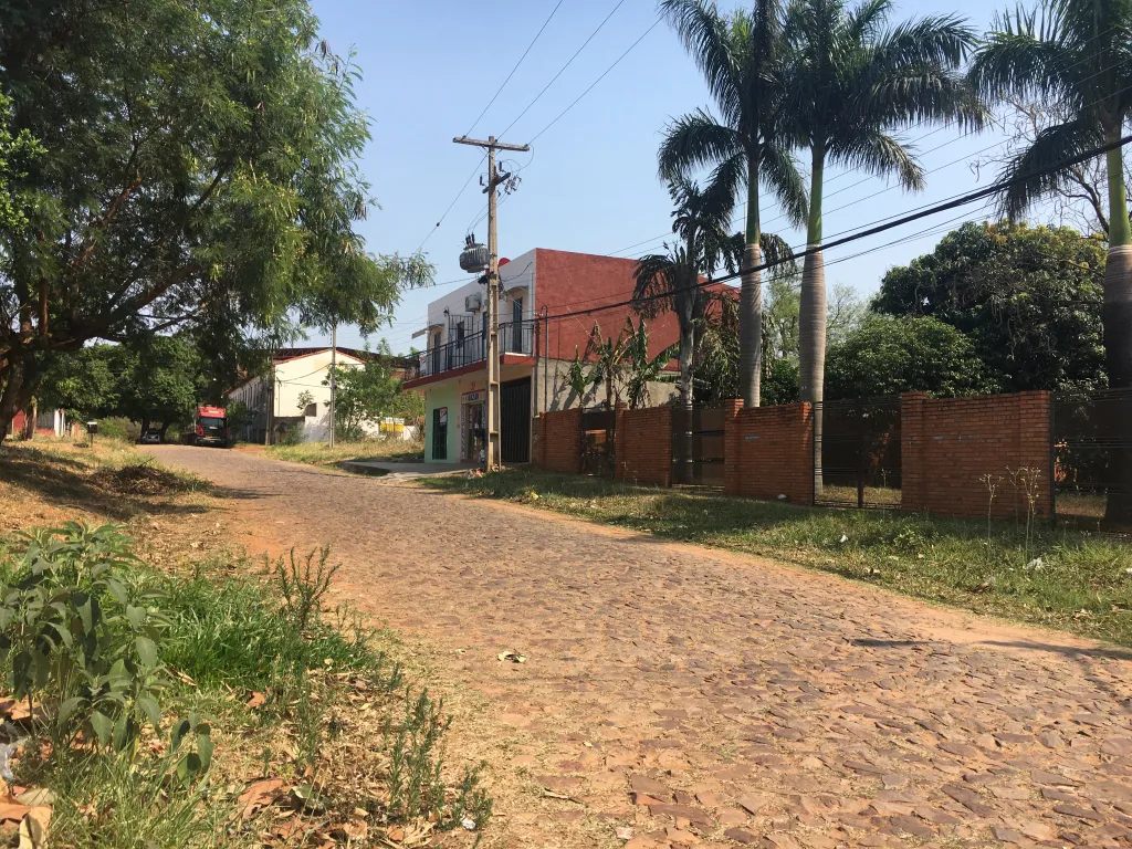 En una de la Mejores Zonas del Aeropuerto, Luque Super Residencial — foto 3