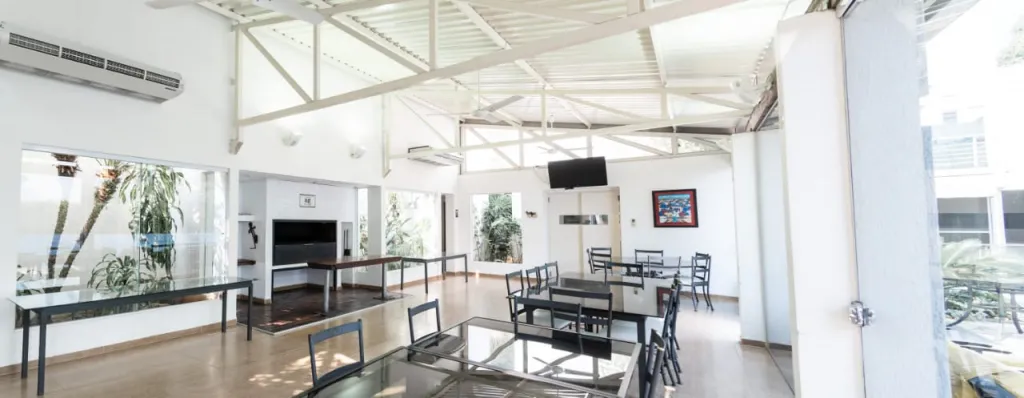 VENDO HERMOSA RESIDENCIA EN BOTÁNICA 5 FDO DE LA MORA ZONA NORTE — foto 2
