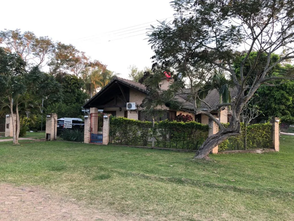 VENDO CASA EN SAN BERNARDINO - ZONA HOTEL ACQUA — foto 2