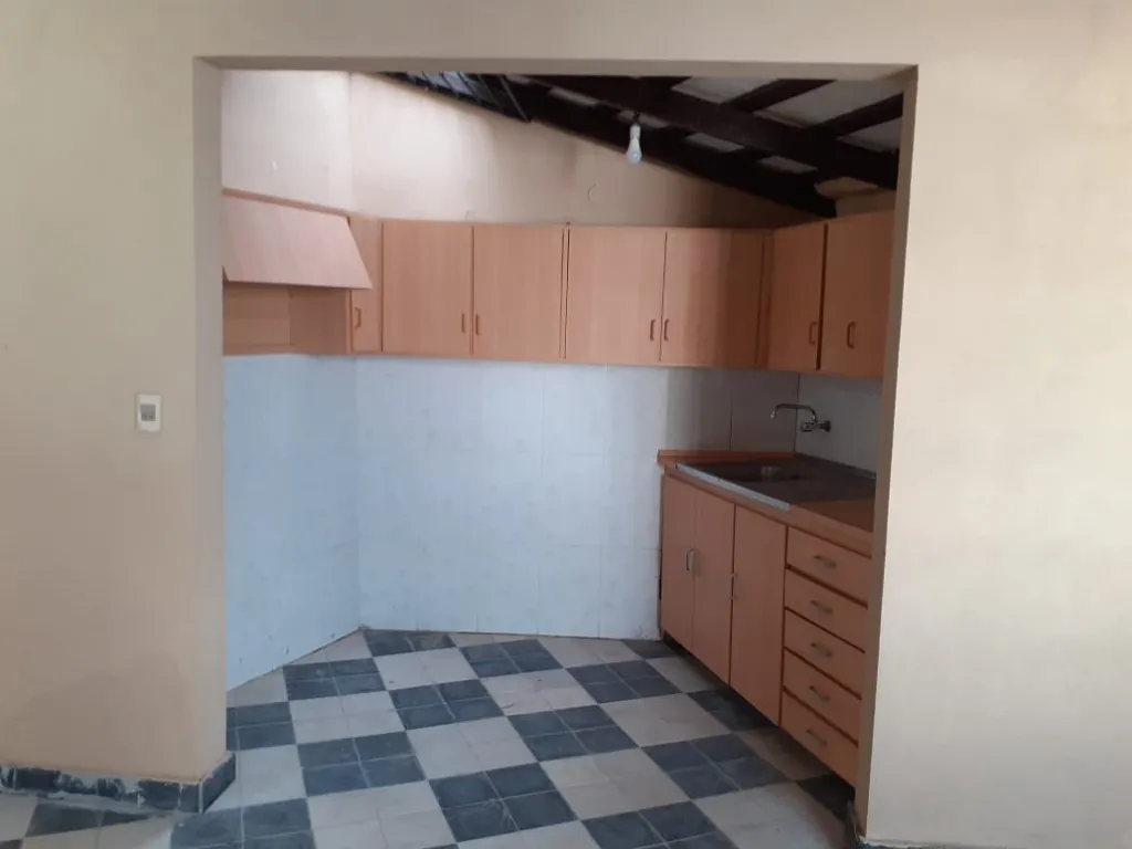 AMPLIA CASA EN BARRIO SAN VICENTE (ASUNCIÓN) — foto 3