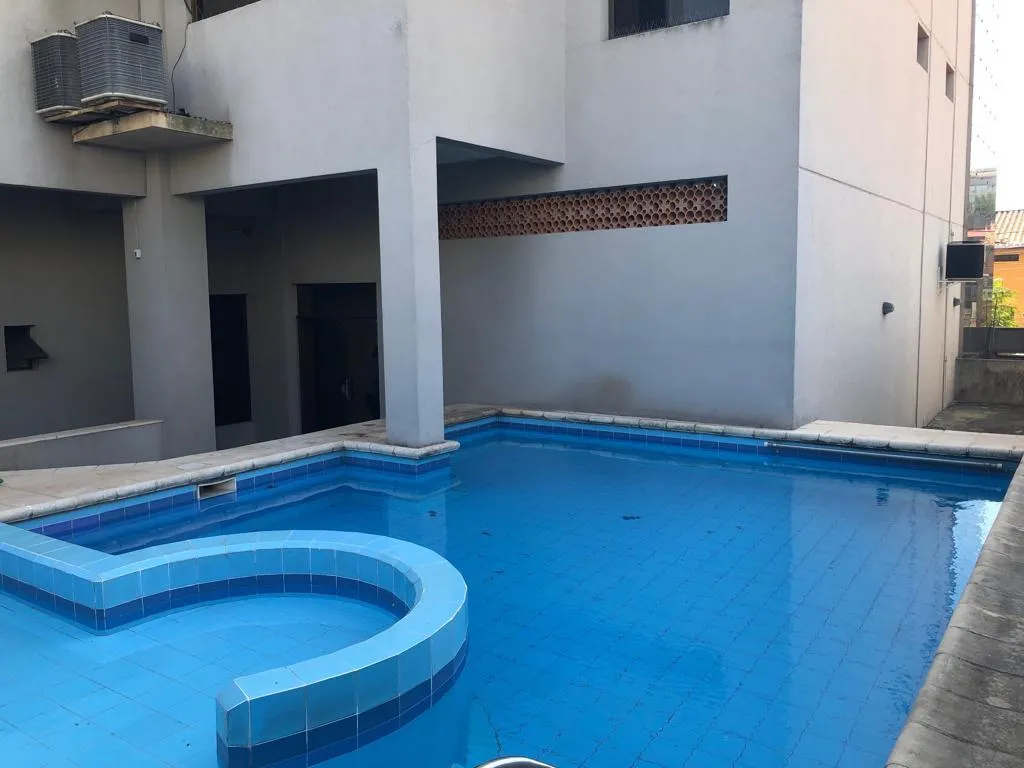 EN VENTA AMPLIO DEPARTAMENTO ZONA EMBAJADA BRASIL — foto 3