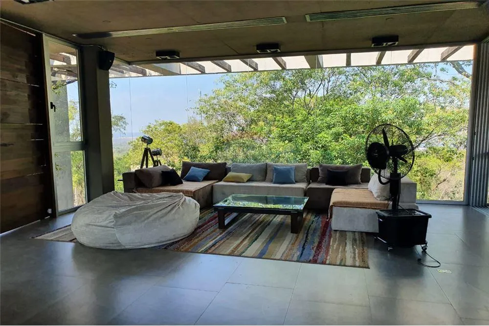 HERMOSA CASA EN LAS COLINAS CON VISTA AL LAGO 1,000,000 USD — foto 3