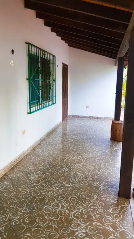 VENDO CASA EN MORA CUÉ LUQUE — foto 2