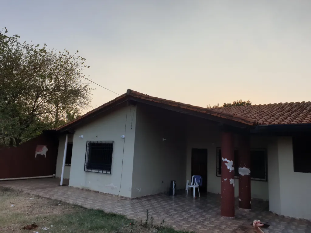 VENDO CASA EN LUQUE 3 CUADRAS DE RUTA LUQUESANLO - ZONA CARTONES YAGUARETE — foto 3