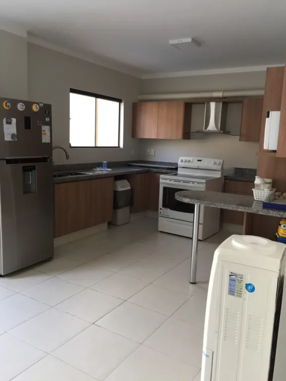 Vendo casa sobre Yegros — foto 2