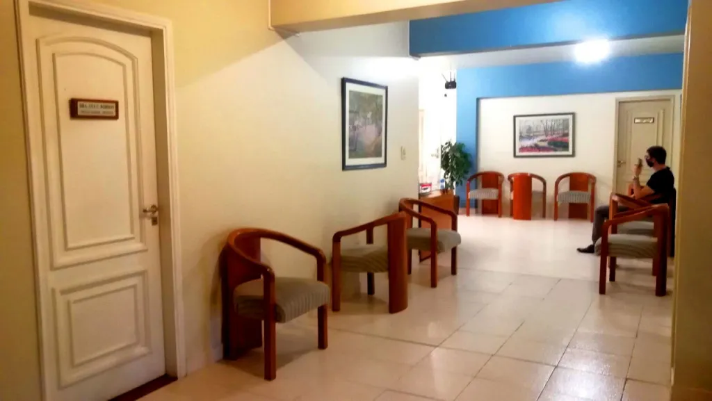VENDO HERMOSO CONSULTORIO. CENTRO DE ASUNCIÓN. COD JKD — foto 2