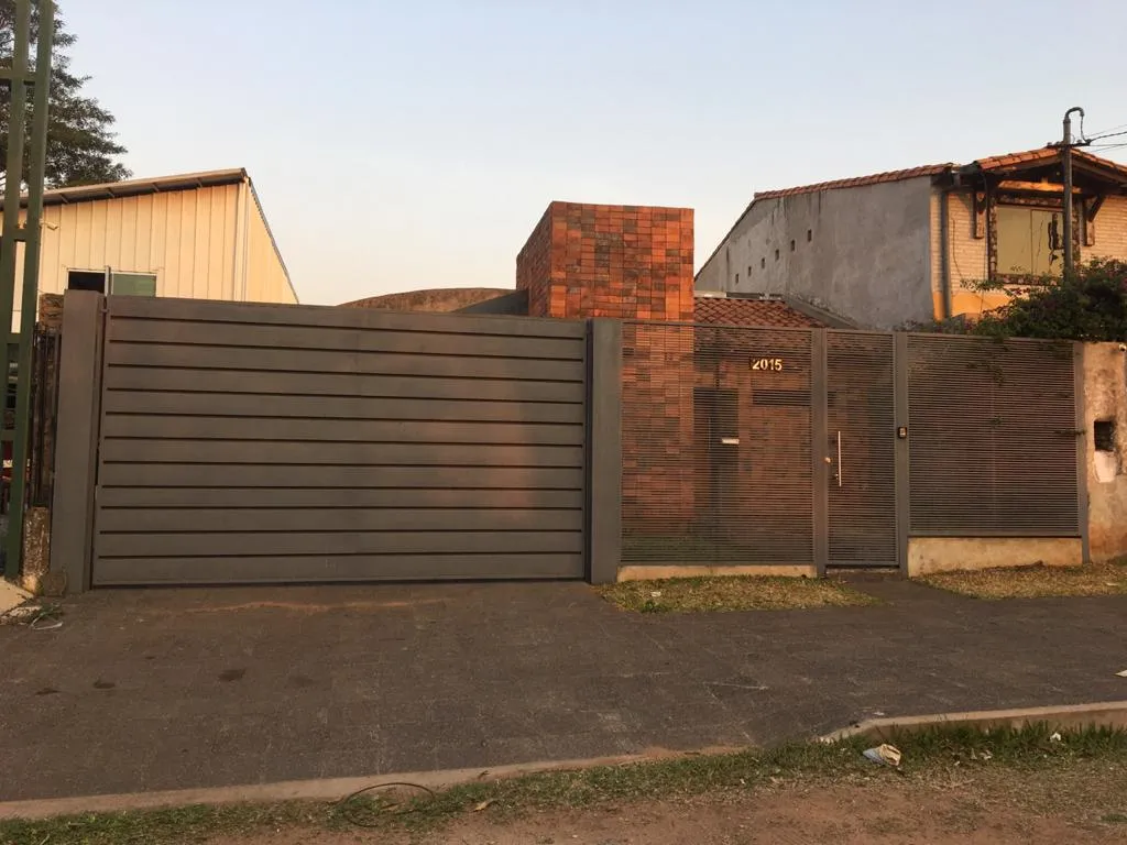 VENDO CASA EN FERNANDO DE LA MORA ZONA SUR — foto 2