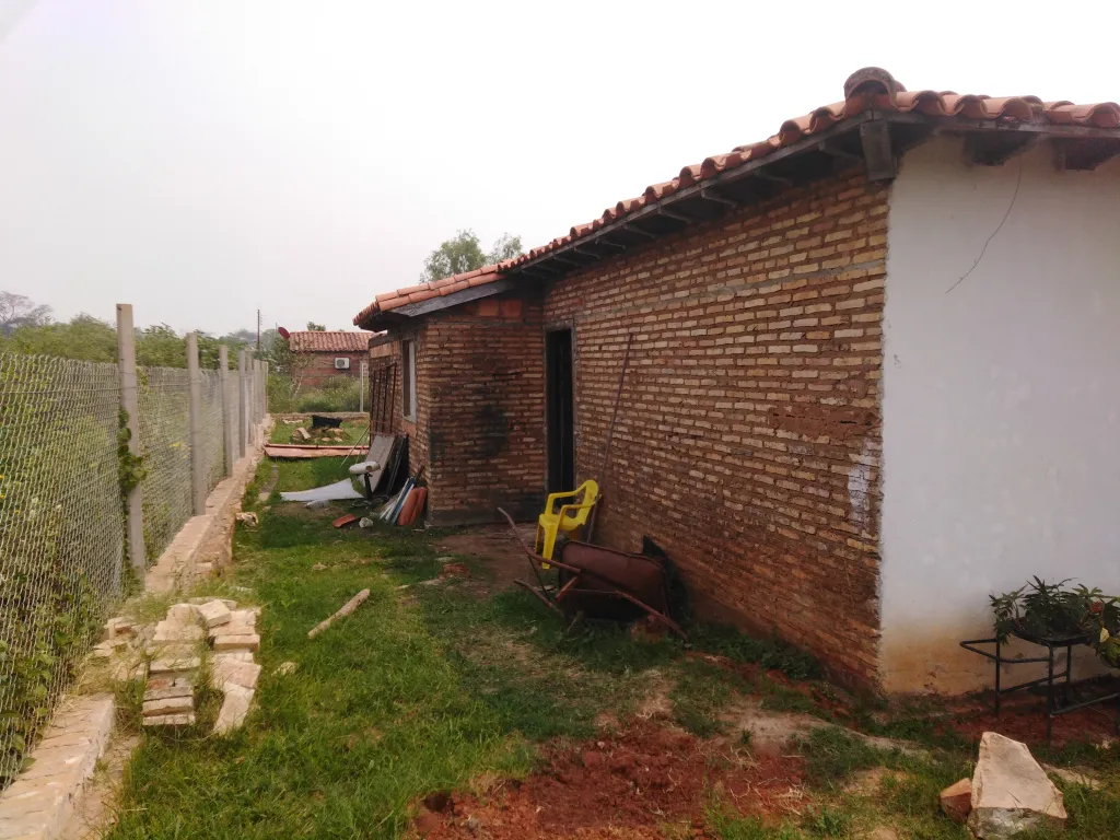 Casa a refaccionar en Mariano Roque Alonso. — foto 3