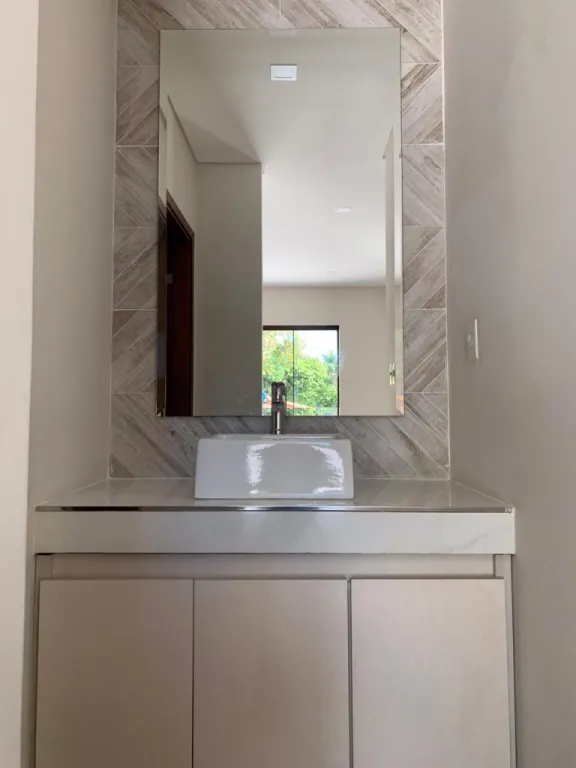 VENDO HERMOSA CASA DE LUJO EN BARRIO MBURUCUJA — foto 2